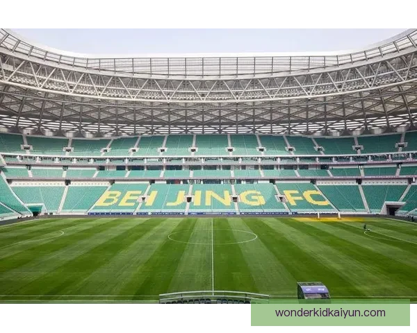 北京国安新赛季展现良好状态，工体夜景下备受期待