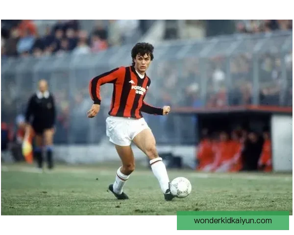 马尔蒂尼经典对决再现，足球历史中的传奇瞬间被解读